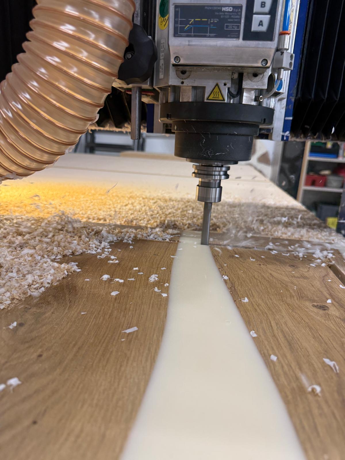 Holz Kunststoff Fräsen CNC van Hoorn